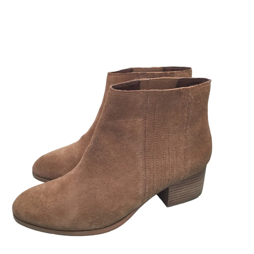 Aldo asterania tan